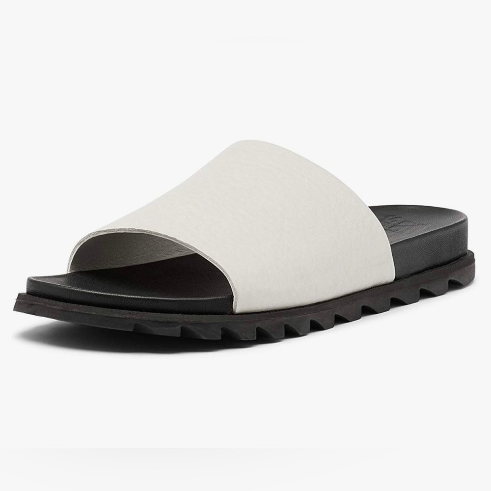 Sorel Women’s Roaming Decon White Black Womens Slide Sandal Size 7 NEW!